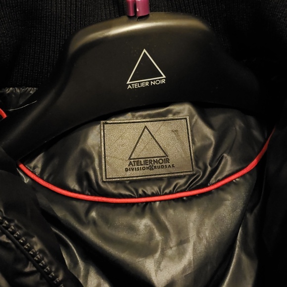 Clothes - Picture 5 of 5